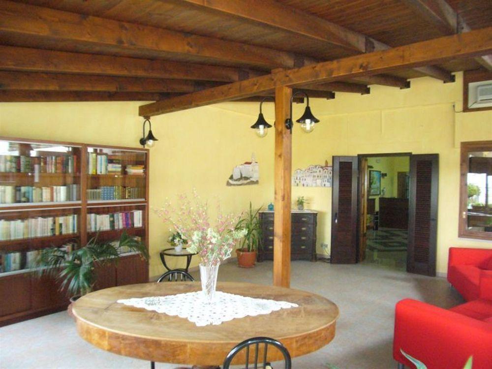 ויאסטה Hotel Parco Carabella מראה חיצוני תמונה